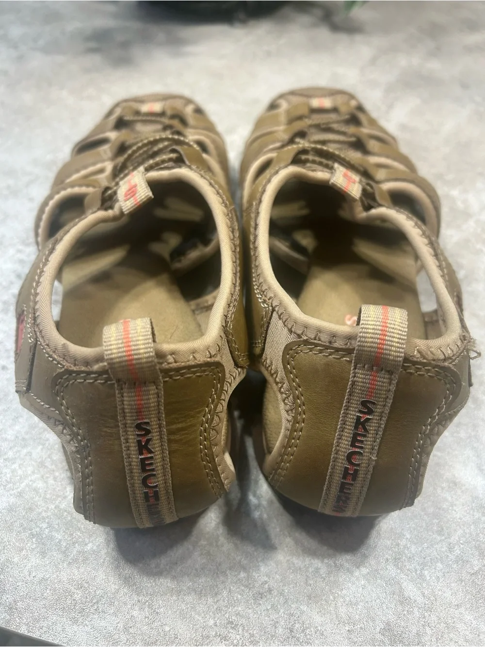 Skechers Bikers  Women’s  Size 10 Olive/Tan Closed-Toe Fisherman Sandals